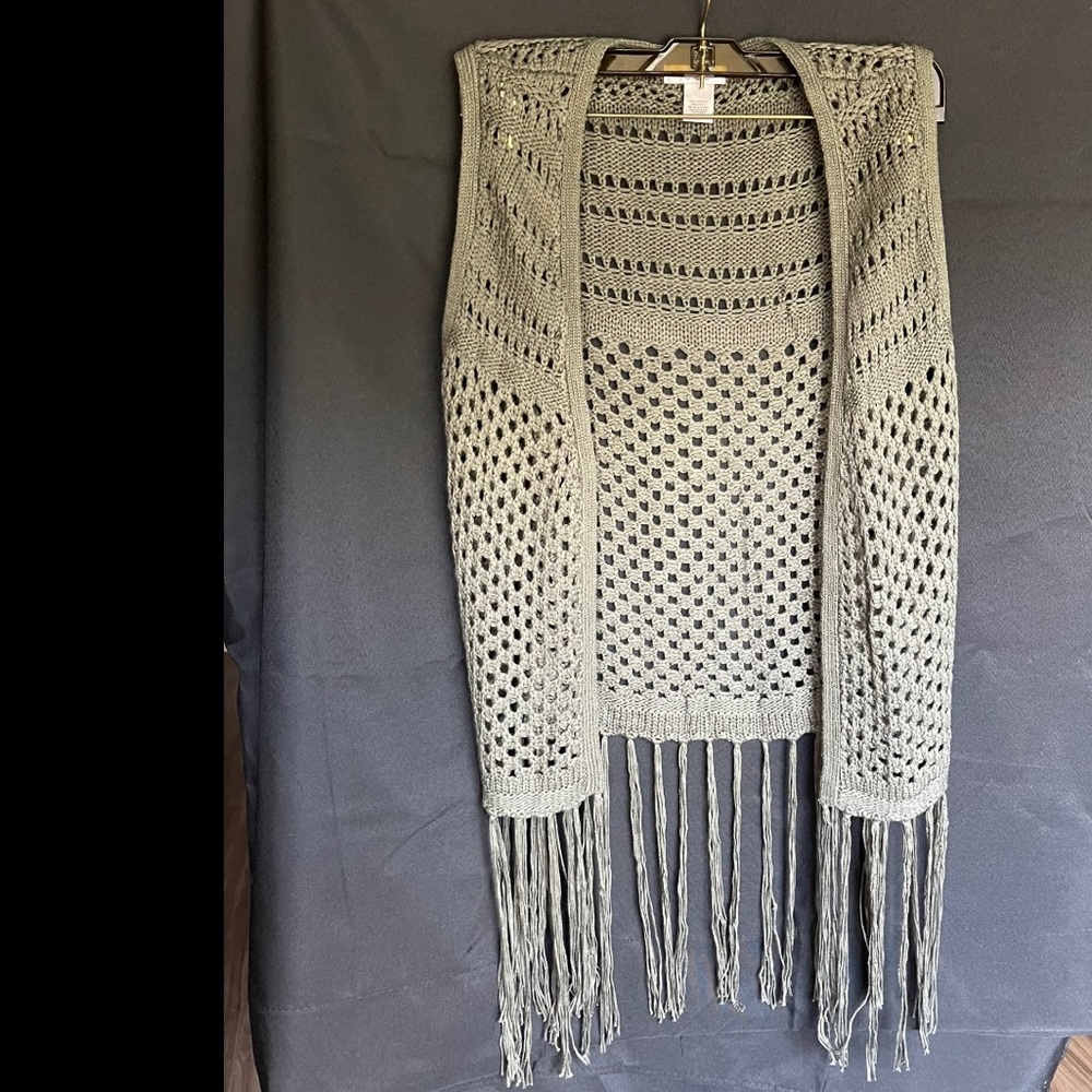 Cache crochet vest